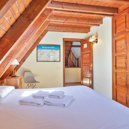 Luderna - Triplex Nin C2 Arenho Apartman Naut Aran Kültér fotó