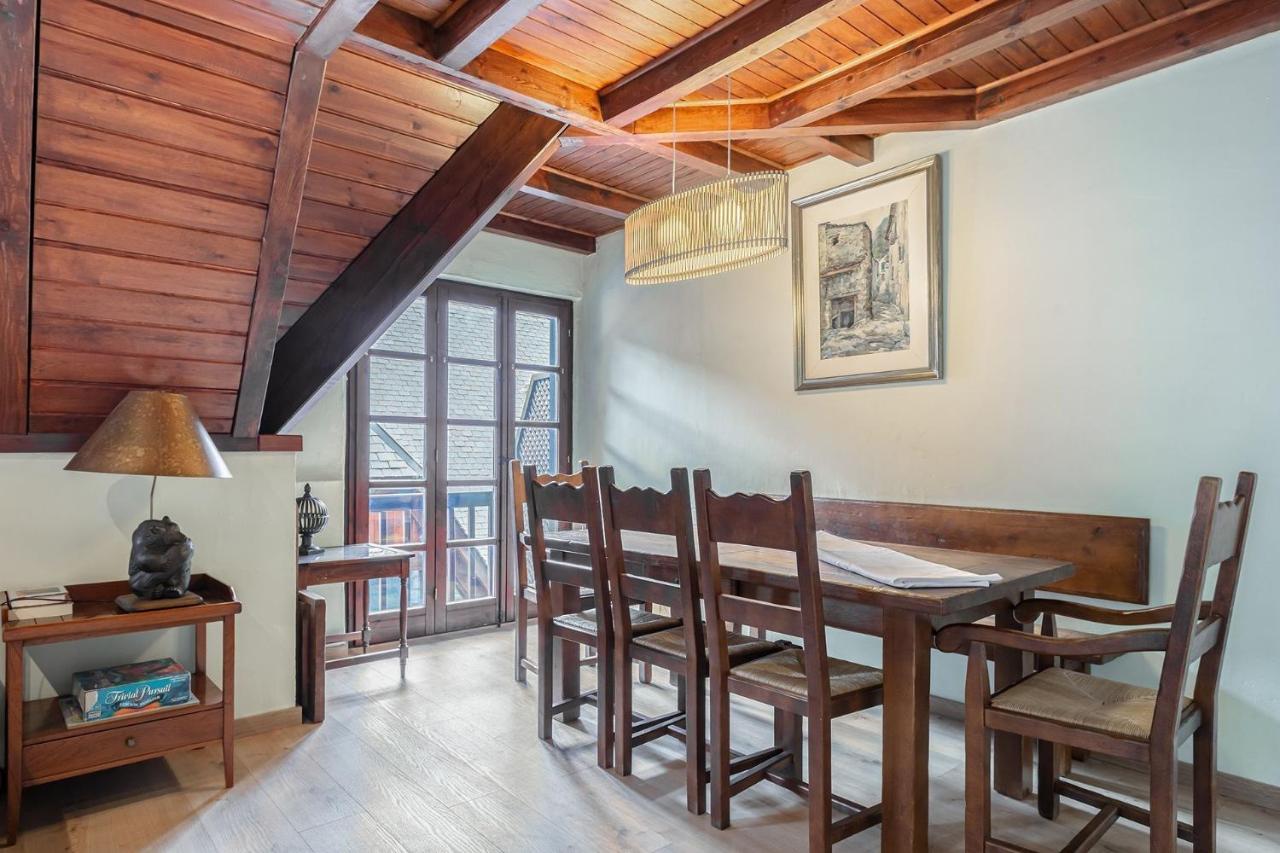 Luderna - Triplex Nin C2 Arenho Apartman Naut Aran Kültér fotó