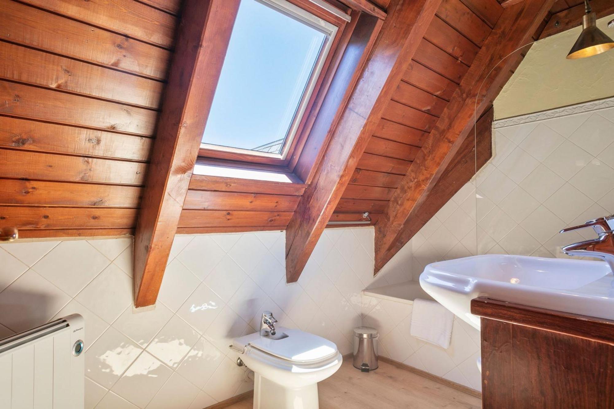 Luderna - Triplex Nin C2 Arenho Apartman Naut Aran Kültér fotó